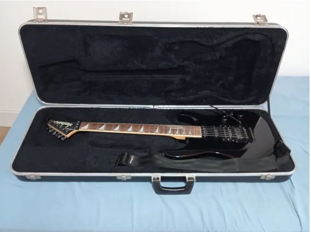 Guitarra Jackson dinky Made in Japan año 1998 de segunda mano · Foto 7 de 8 · Málaga · 600 €