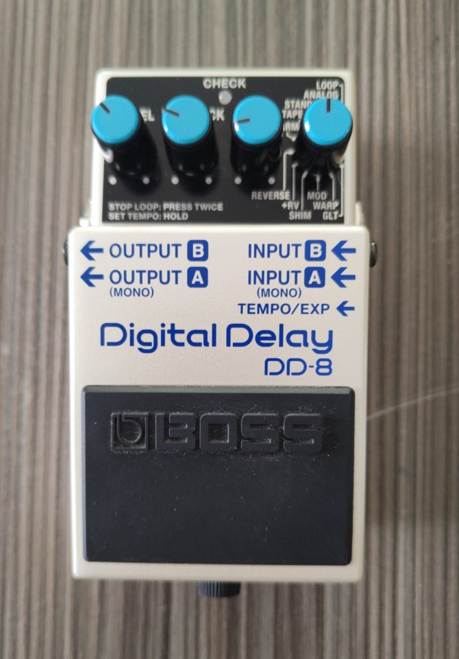 Boss DD-8 + FS-7 de segunda mano · Foto 1 de 7 · Madrid · 140 €