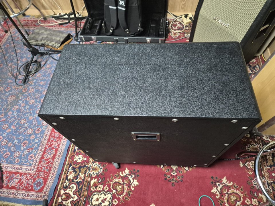 PANTALLA RECTA BOGNER 4x!2 de segunda mano · Foto 4 de 5 · Valencia · 1000 €