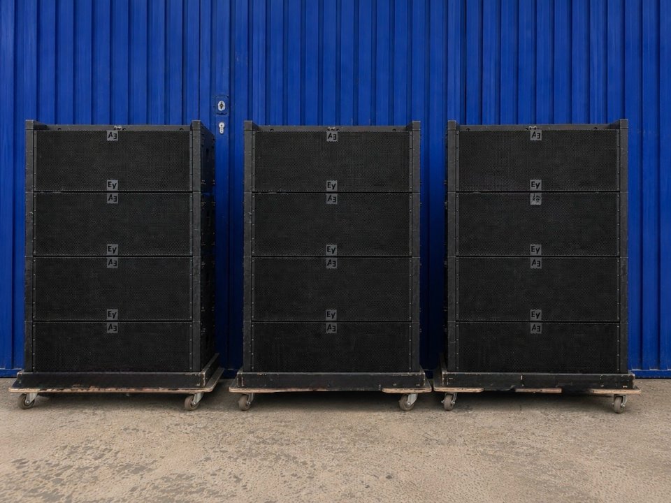 Electro Voice XLC 127 & XSUB de segunda mano · Foto 1 de 3 · Ávila · 30000 €