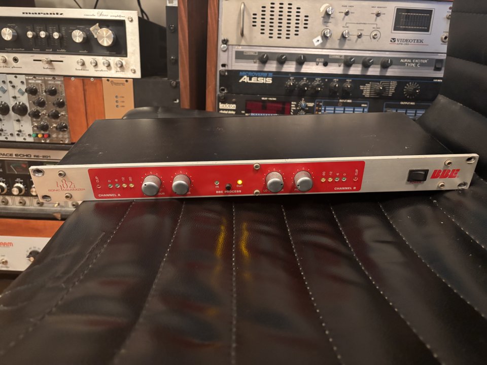 BBE 482i Sonic Maximizer – procesador estéreo 2 canales de segunda mano · Foto 1 de 2 · Barcelona · 90 €