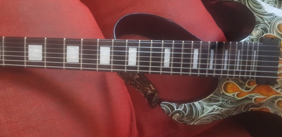 Dean MAB7 Warrior 7 cuerdas VENDIDA