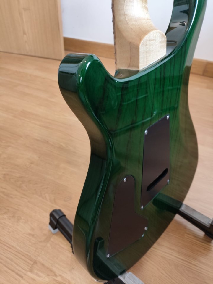 PRS Custom 24 Swamp Ash "Limited International Run" (Flame Maple Neck) de segunda mano · Foto 9 de 10 · Madrid · 3500 €