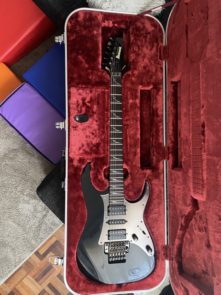 Ibanez RG2550Z MYM