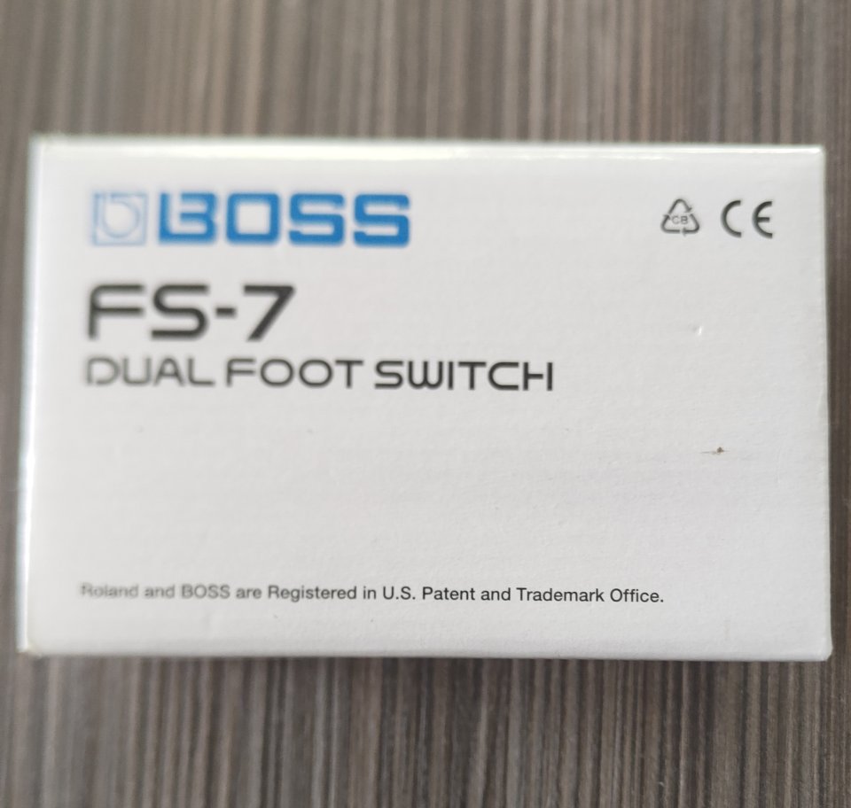 Boss DD-8 + FS-7 de segunda mano · Foto 7 de 7 · Madrid · 140 €