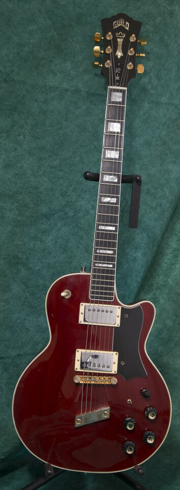 GUILD BLUESBIRD M75 made in U.S.A. de 1979