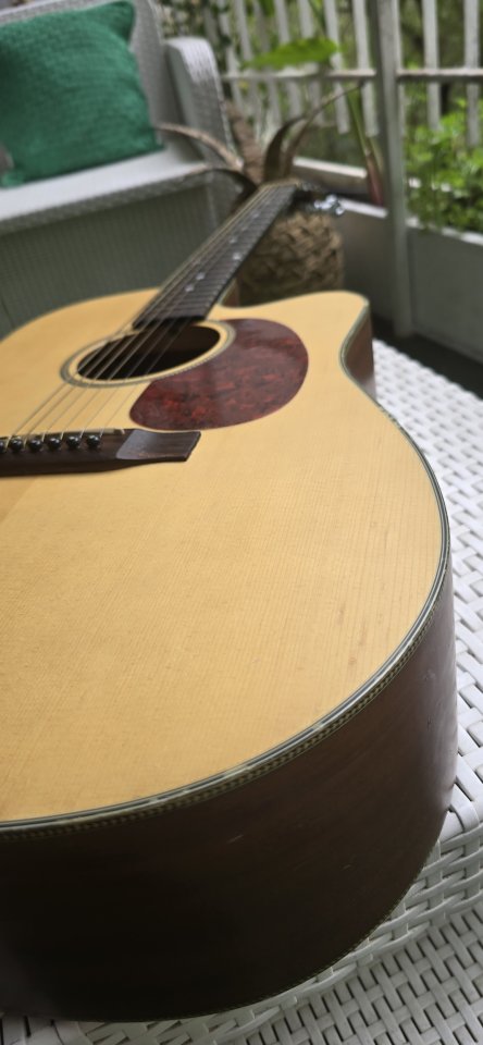 Guitarra Electroacústica