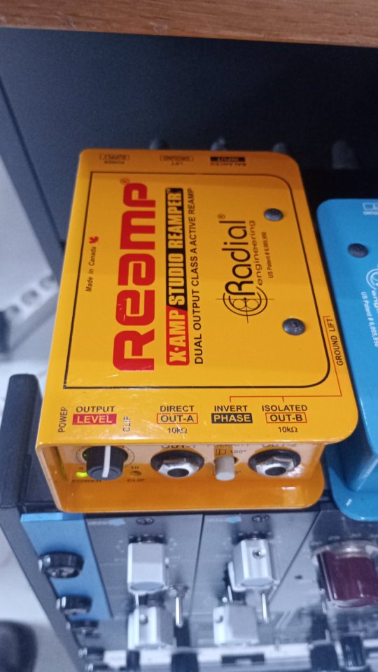 Radial X-AMP active re-amplifier de segunda mano · Foto 1 de 3 · Navarra · 185 €