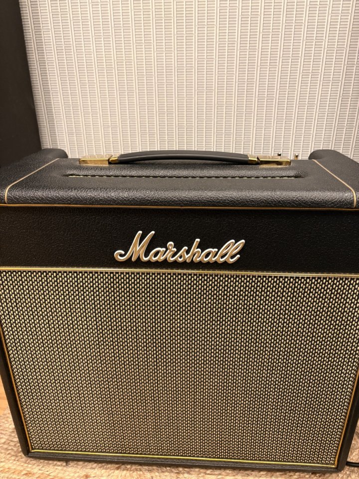 MARSHALL Studio Vintage  SV20C