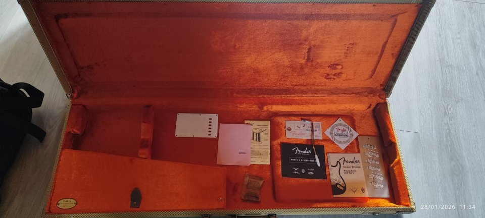 Fender Stratocaster american vintage hot rod 57 - Candy Apple Red