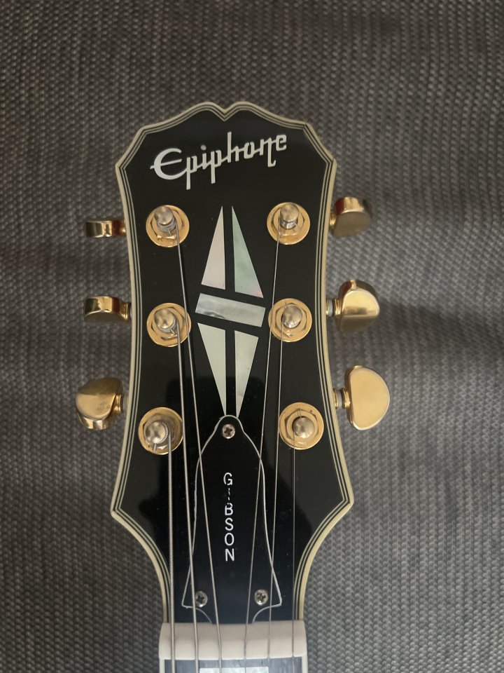 Epiphone Les Paul Custom de segunda mano · Foto 3 de 10 · Madrid · 800 €