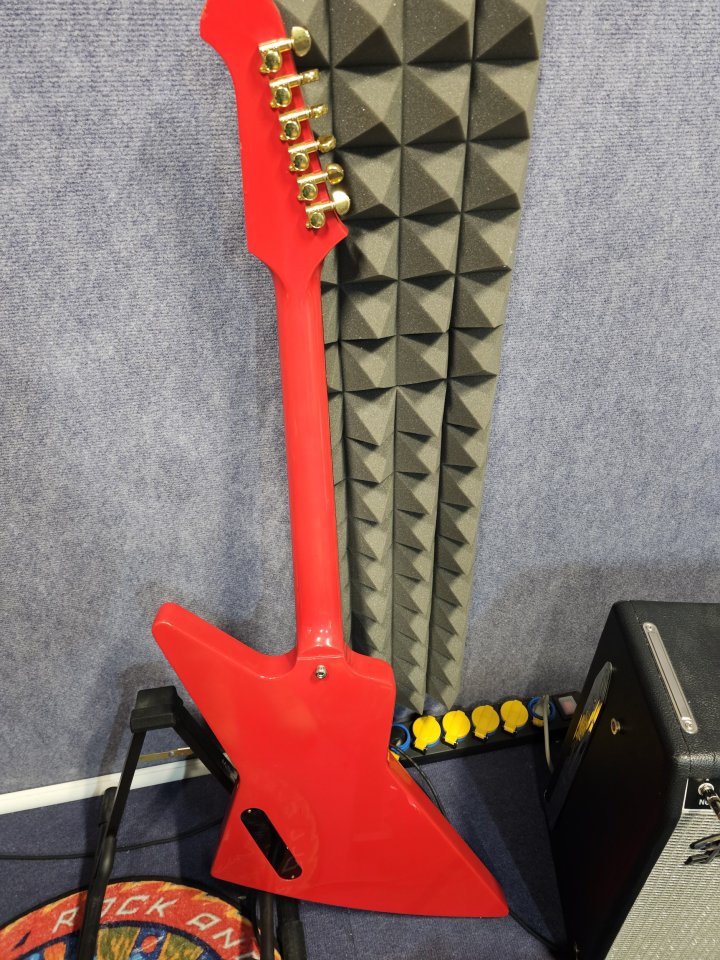 Gibson Explorer Lzzy Hale