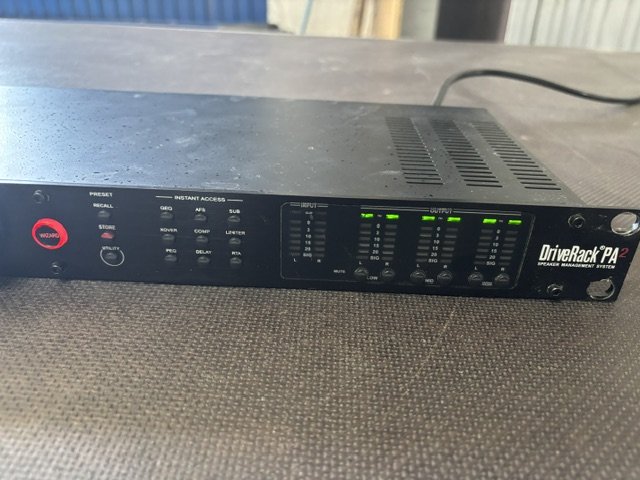 Procesador DBX DriveRack PA2 de segunda mano · Foto 3 de 5 · Murcia · 220 €