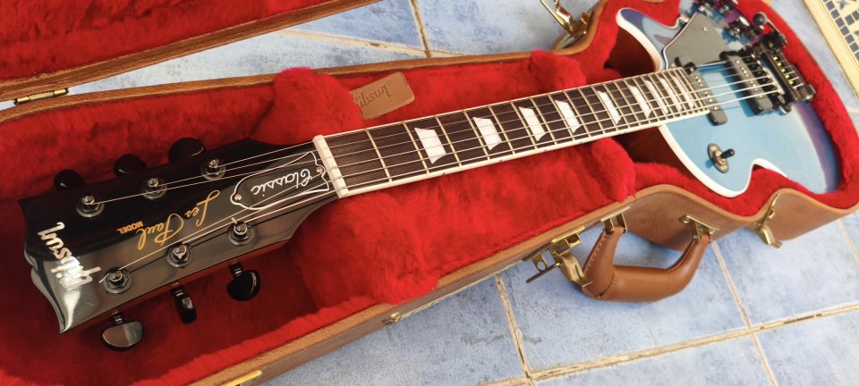 Gibson Les Paul Classic P90s - Pelham Blue - Mod Bigsby Metal Black - 2018 de segunda mano · Foto 9 de 10 · Sevilla · 3000 €