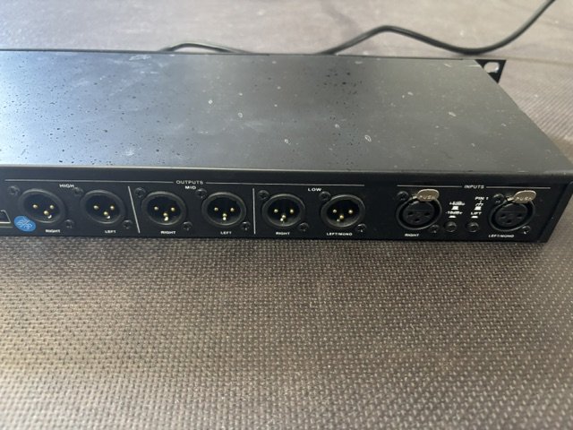 Procesador DBX DriveRack PA2 de segunda mano · Foto 4 de 5 · Murcia · 220 €