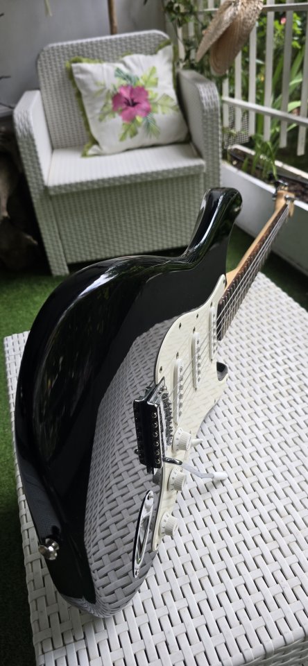 Squier by Fender Affinity de segunda mano · Foto 5 de 7 · Madrid · 175 €
