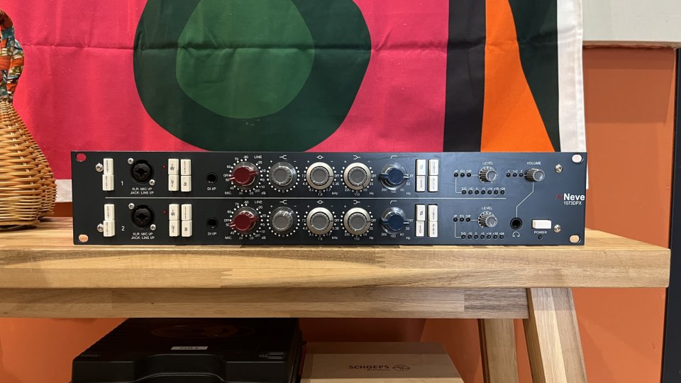 Neve 1073 DPX de segunda mano · Foto 1 de 2 · Barcelona · 2716 €