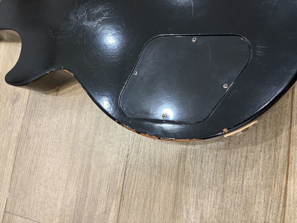 Gibson Les Paul Tribute 60s P90 Sunburst de segunda mano · Foto 8 de 8 · Cádiz · 850 €