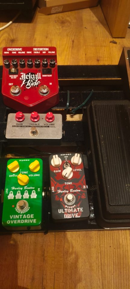 ## 50% ## Surtido variado de pedales ## 50% ##