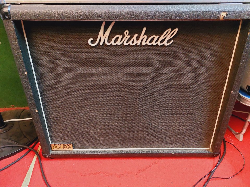Pantalla Marshall JCM800 de segunda mano · Foto 2 de 3 · Murcia · 350 €