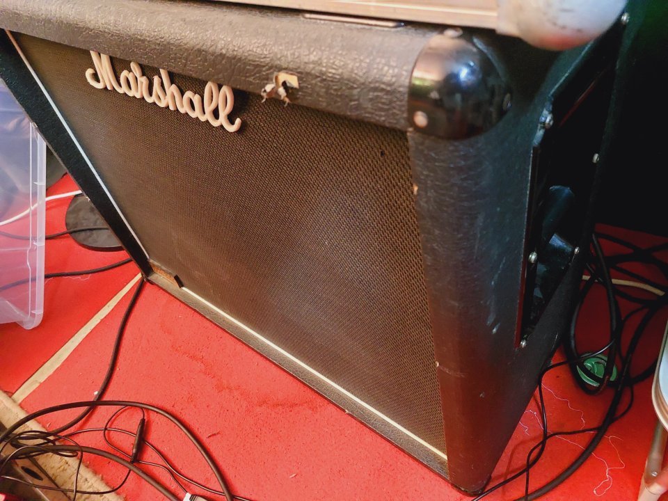 Pantalla Marshall JCM800 de segunda mano · Foto 3 de 3 · Murcia · 350 €