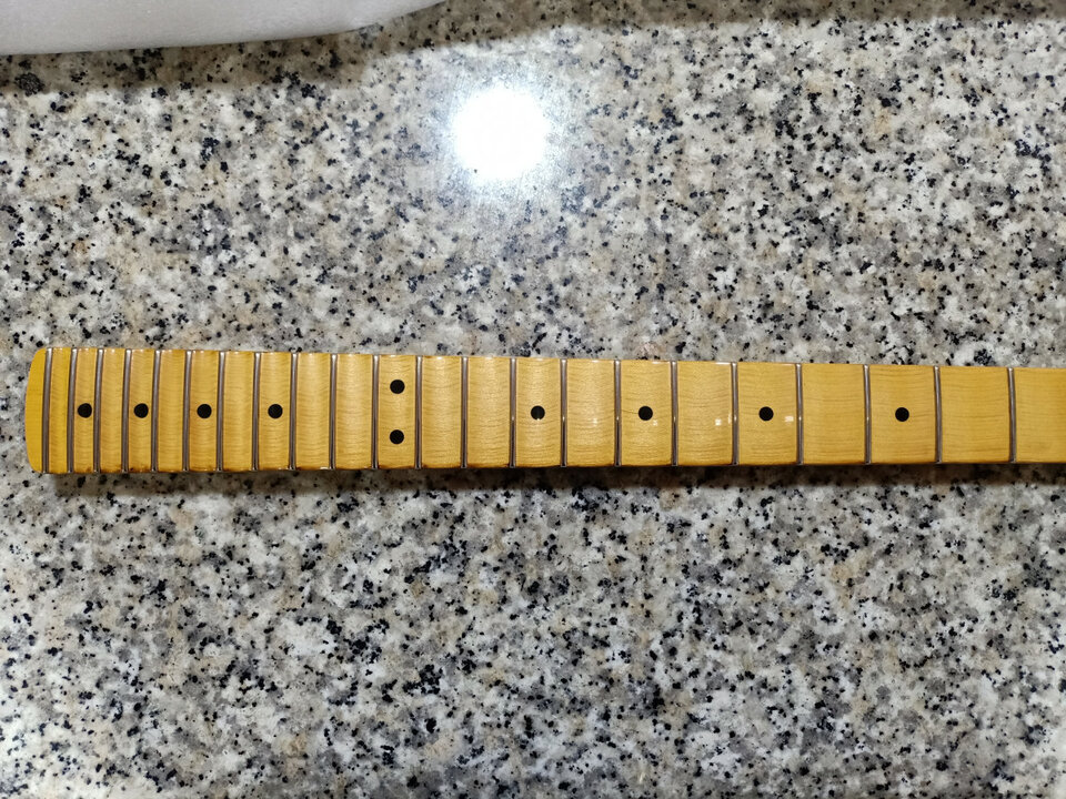Mástil Warmoth escalopado