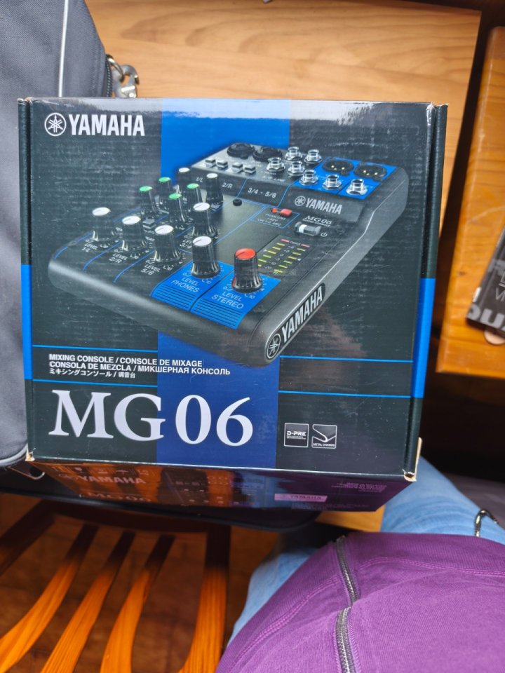Yamaha MG06