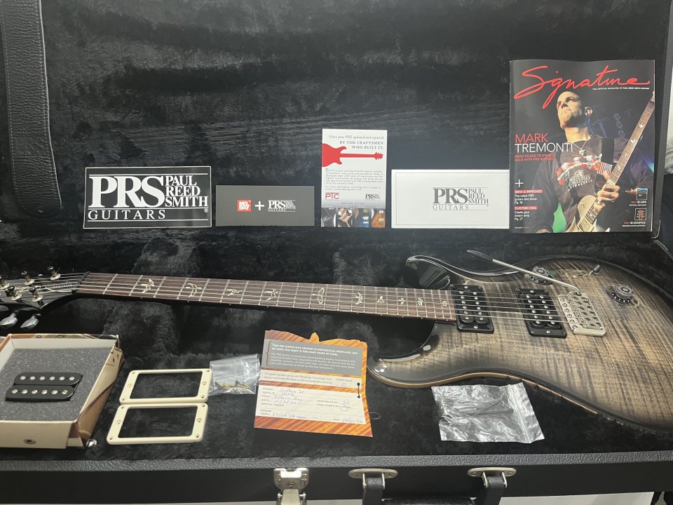 PRS Custom 24 Core charcoal burst bare knuckle. de segunda mano · Foto 1 de 10 · Valencia · 2990 €