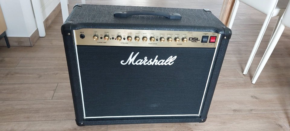 Amplificador Marshall DSL40C de segunda mano · Foto 1 de 8 · Bizkaia · 350 €