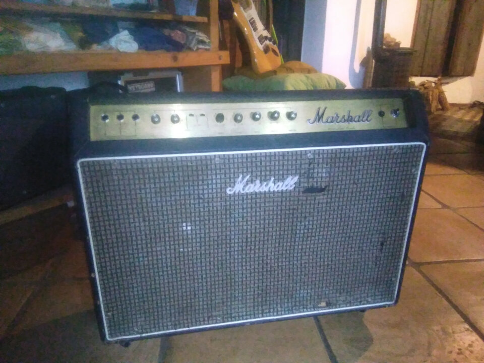 MARSHALL 100w Lead Combo. Modelo 2200. JMP Serie. 70's