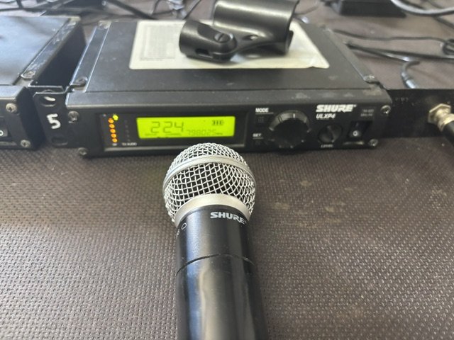 Shure ULXS y ULXP Receptores y Micrófonos de segunda mano · Foto 2 de 7 · Murcia · 220 €