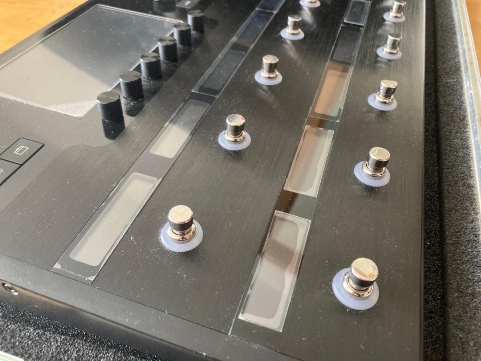 Helix Floor (+ThonCase) por Quad Cortex