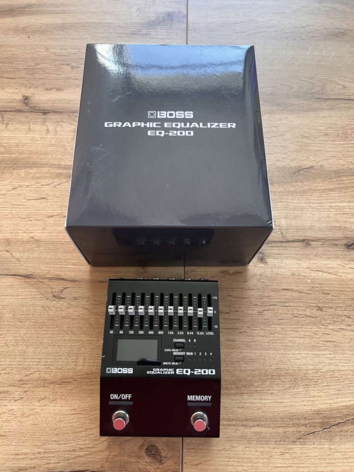 BOSS EQ-200.- Ecualizador gráfico programable 185 € de segunda mano · Foto 1 de 10 · Ourense · 185 €