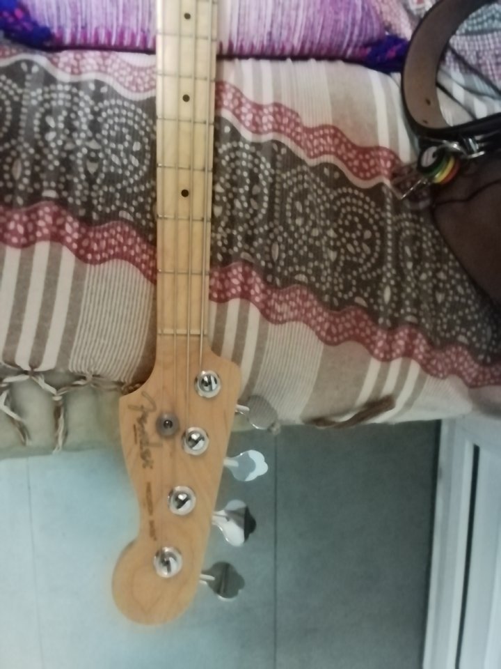 Fender precision USA