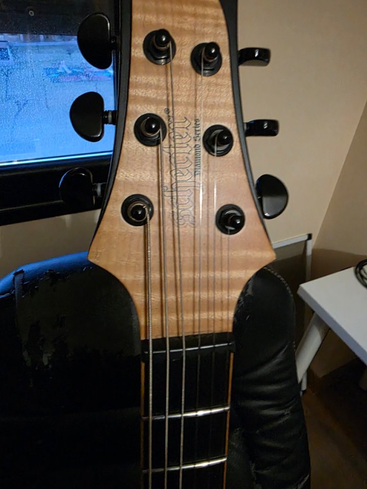 Schecter km6 MKII