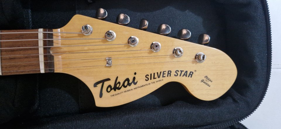 “Tokai Jazzmaster”, AJM140 SFG/R