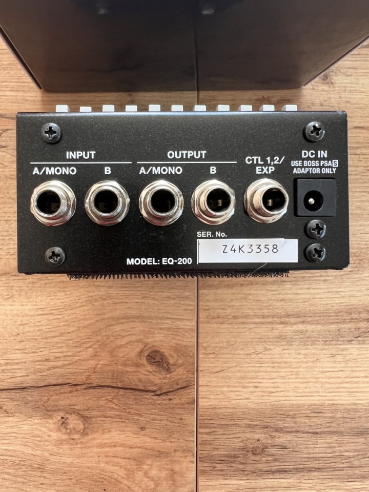 BOSS EQ-200.- Ecualizador gráfico programable 185 € de segunda mano · Foto 4 de 10 · Ourense · 185 €