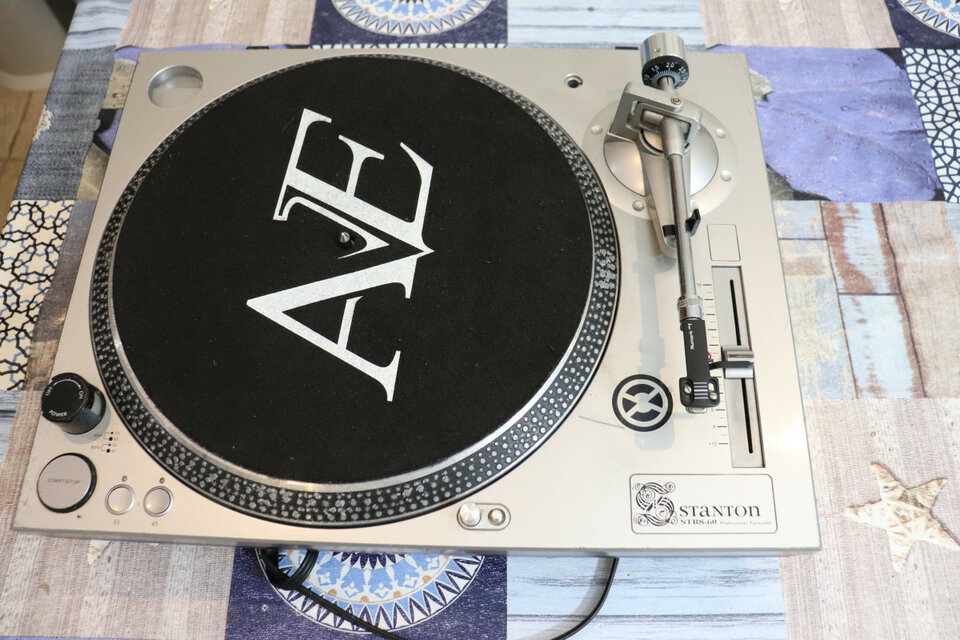 Stanton STR 8 60 Plato con Motor tracción directa nuevo cartucho y aguja