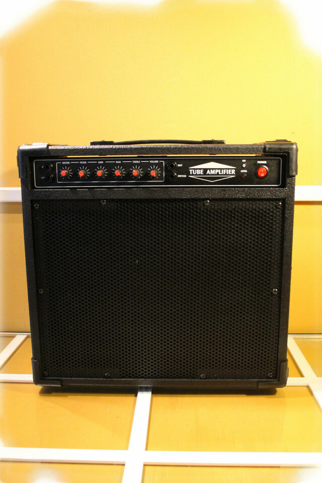 Amplificador Válvulas de Luthier 30W