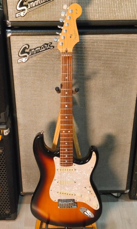 Fender Stratocaster American Series 60th anniversary de segunda mano · Foto 3 de 10 · Barcelona · 1650 €