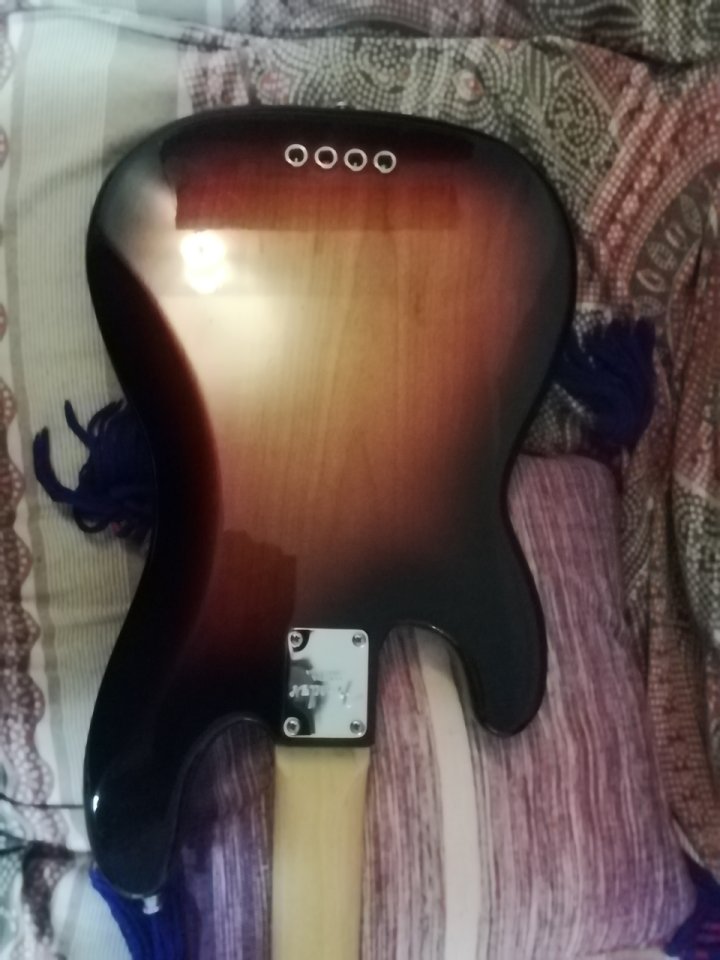 Fender precision USA