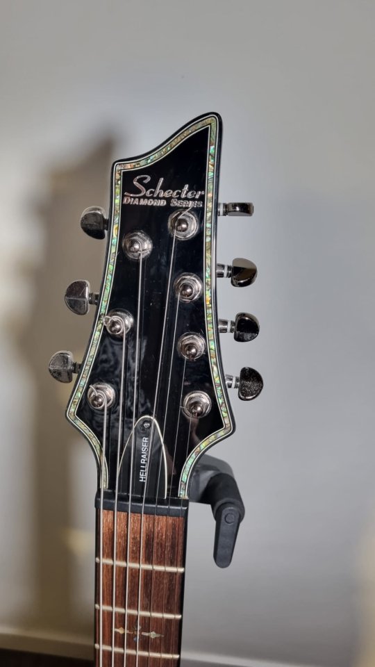 Schecter Hellraiser C7 Blanca