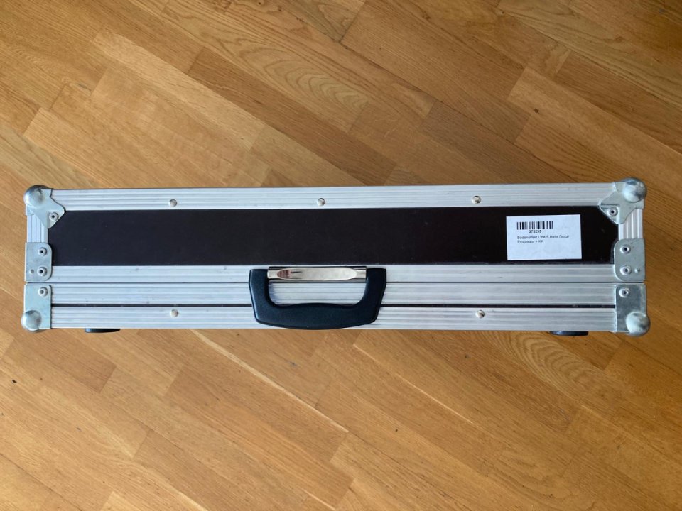 Helix Floor (+ThonCase) por Quad Cortex