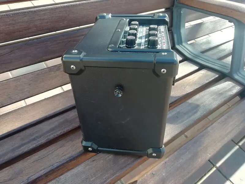 Roland Micro Cube GX