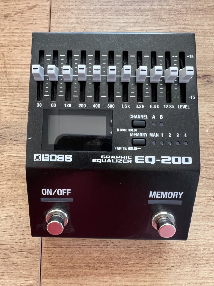 BOSS EQ-200.- Ecualizador gráfico programable 185 € de segunda mano · Foto 7 de 10 · Ourense · 185 €
