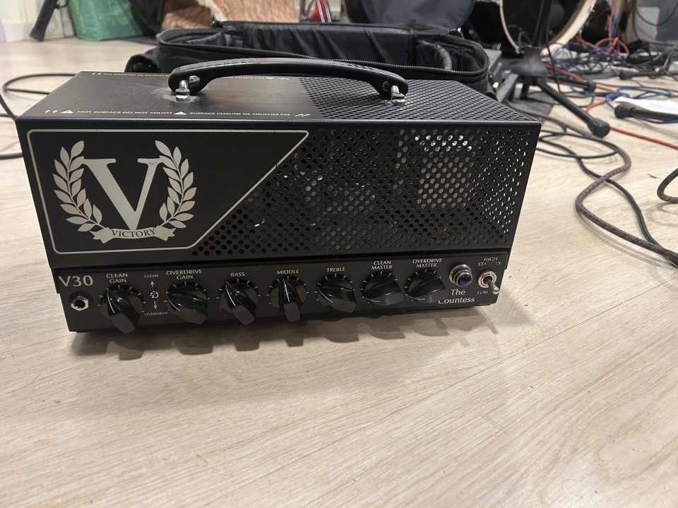 Victory V30 The Countess – Cabezal a válvulas de segunda mano · Foto 2 de 8 · Navarra · 600 €