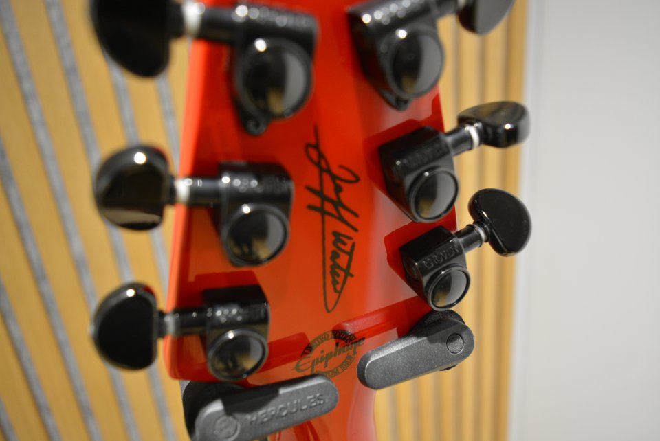 Epiphone Jeff Waters Annihilation V Red