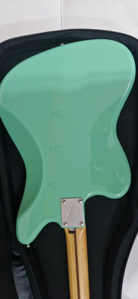 “Tokai Jazzmaster”, AJM140 SFG/R