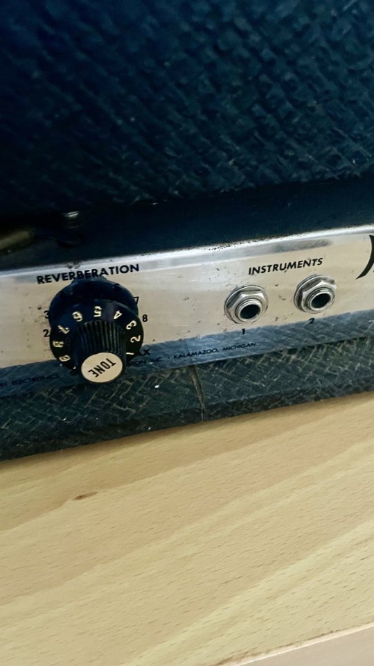 Tanque de reverb GIBSON REVERB III 60's de segunda mano · Foto 5 de 9 · Asturias · 650 €