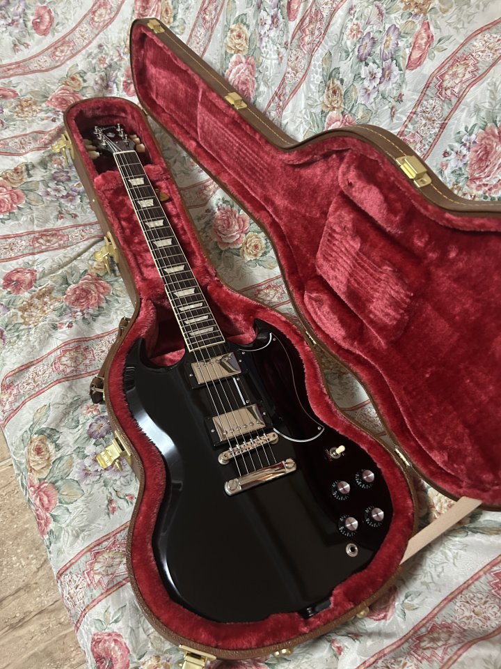 Gibson Sg 61 black de segunda mano · Foto 1 de 10 · Valencia · 1400 €
